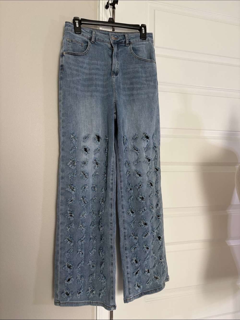 Light Wash Distressed Wide-Leg Jeans for Women
